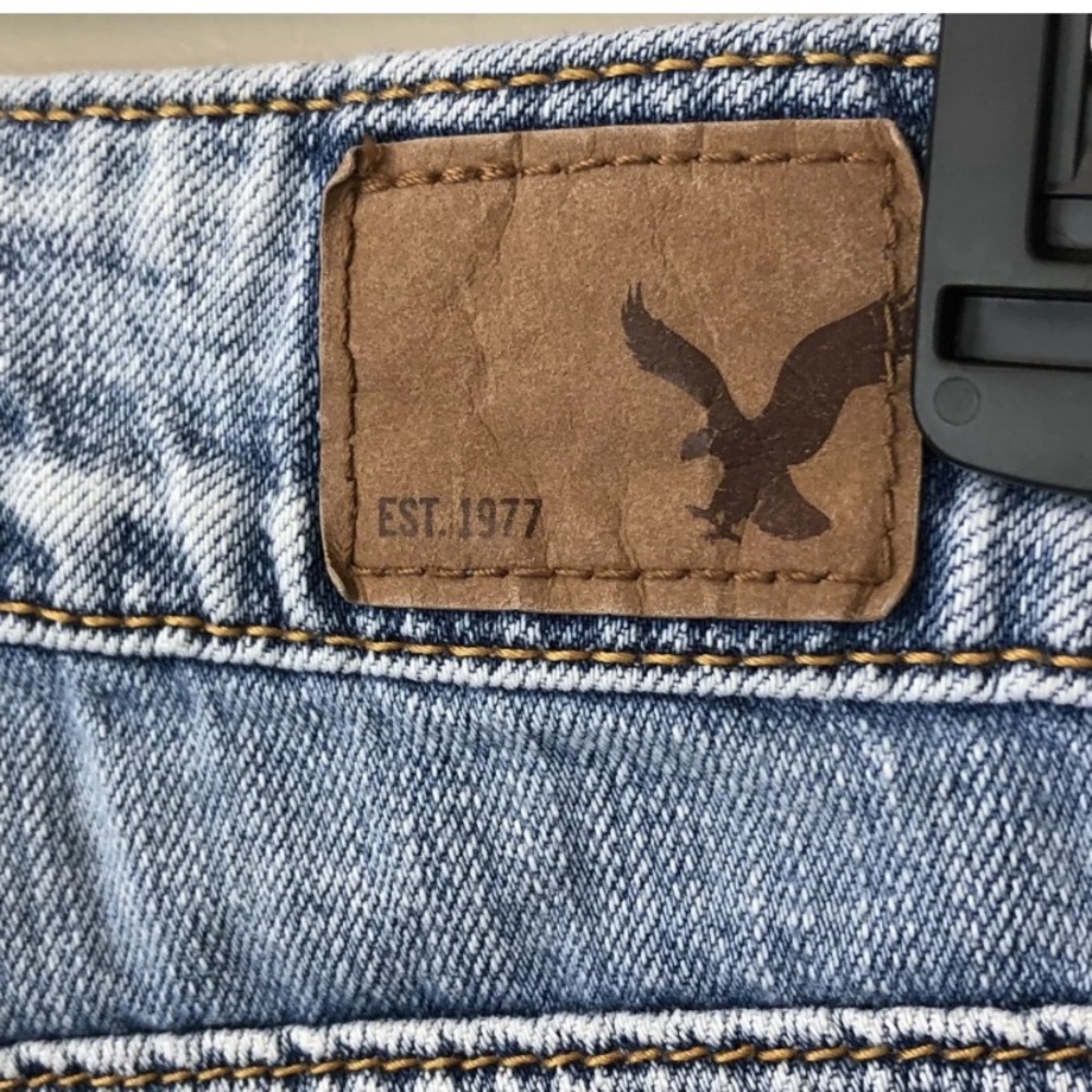 American Eagle Jean Shortie Shorts Size 00 Lace Detail Distressed White-Washed - Picture 6 of 8